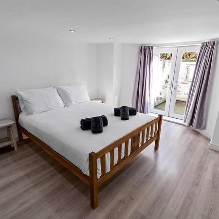 Newly Refurbed, Central Apartment With Free Parking And Hot Tub Lytham St Annes Ngoại thất bức ảnh